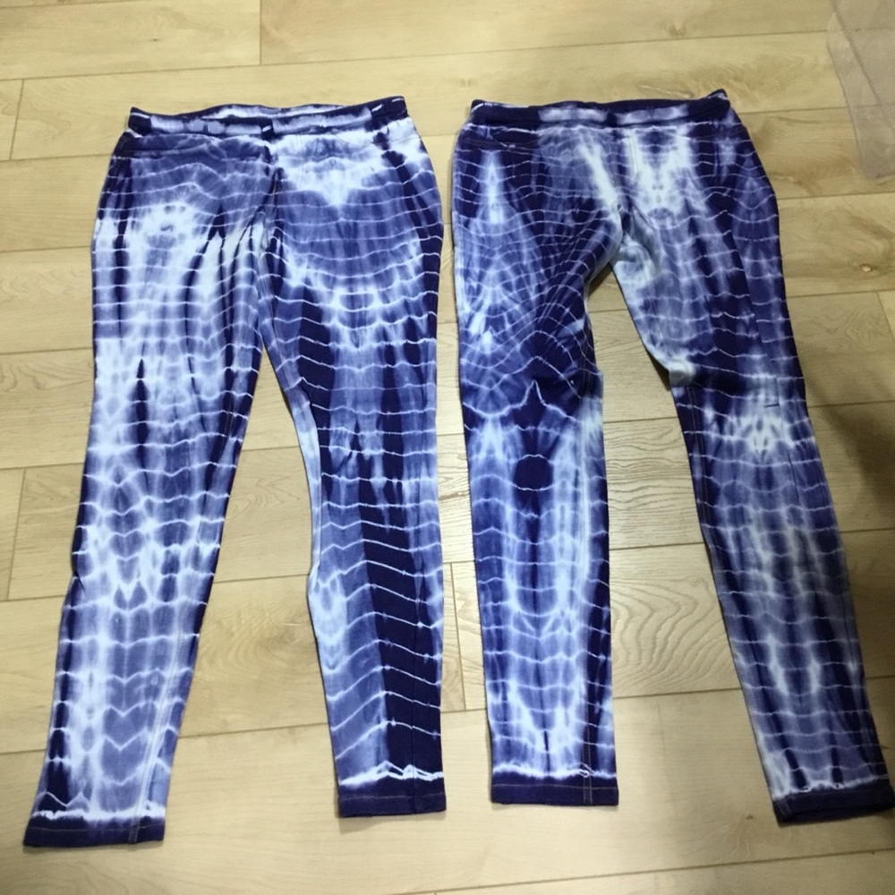 2 Pieces HUE Blue Tie-Dye Leggings
